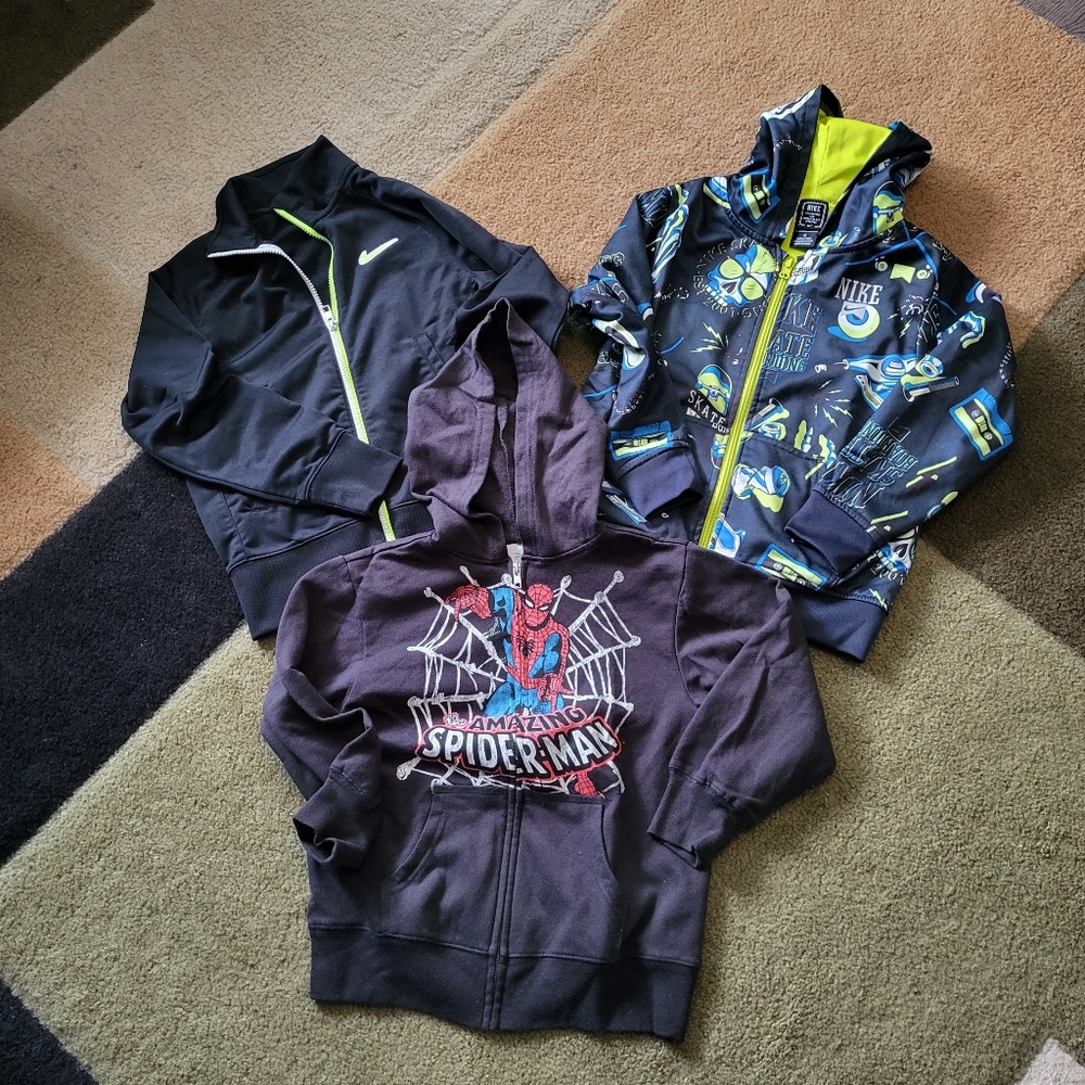 Boys sweater and hoodies size small s